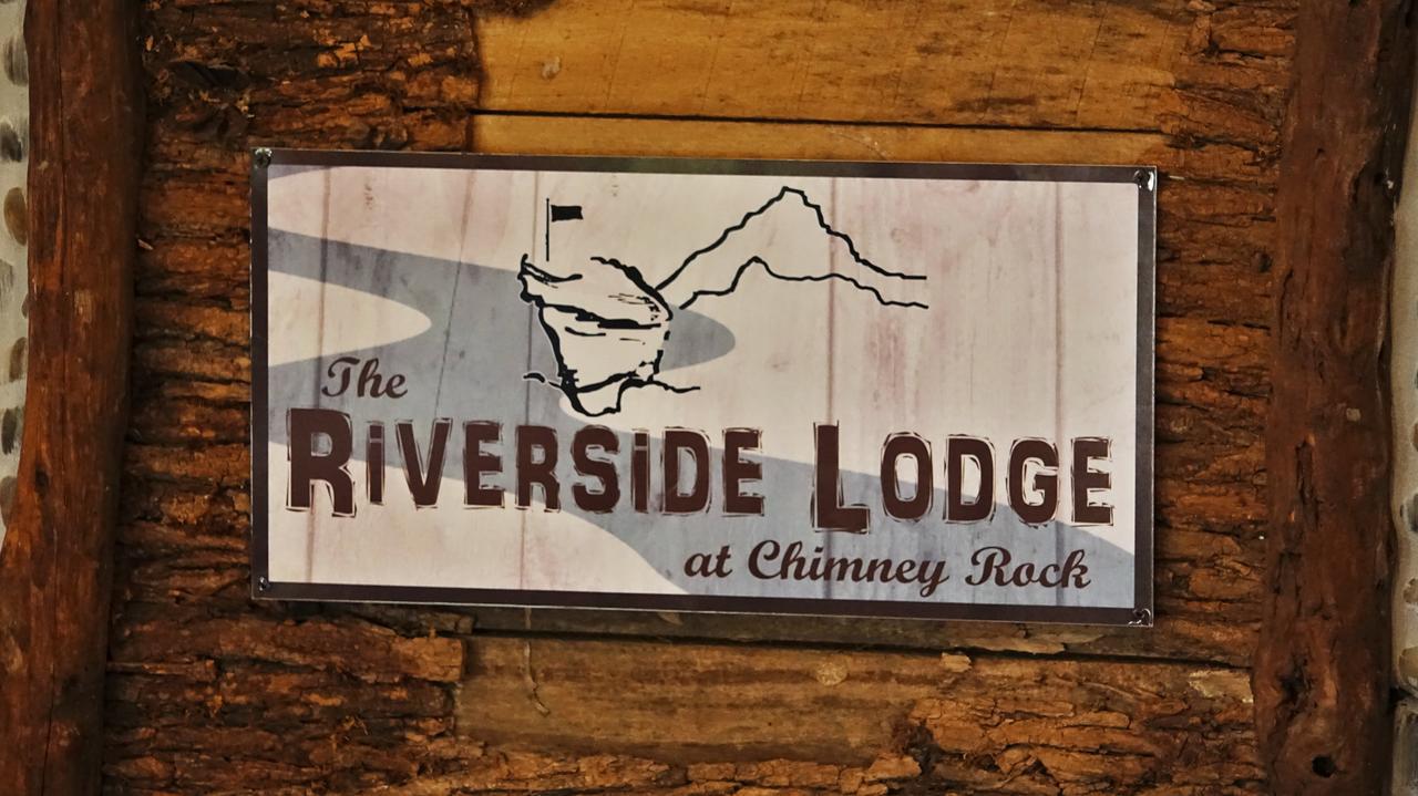 Riverside Lodge At Chimney Rock Exterior photo