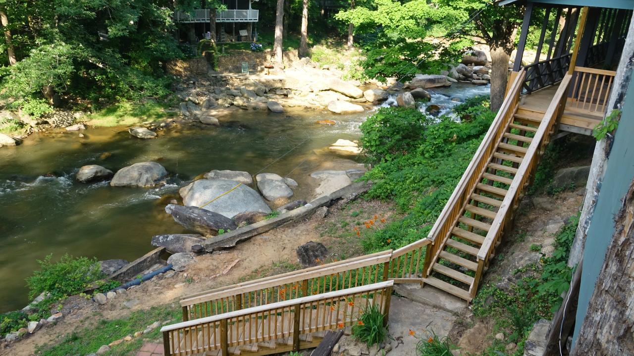 Riverside Lodge At Chimney Rock Exterior photo